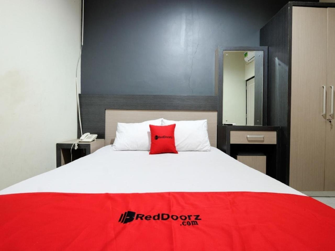 Reddoorz Near Moro Mall Purwokerto Exterior photo
